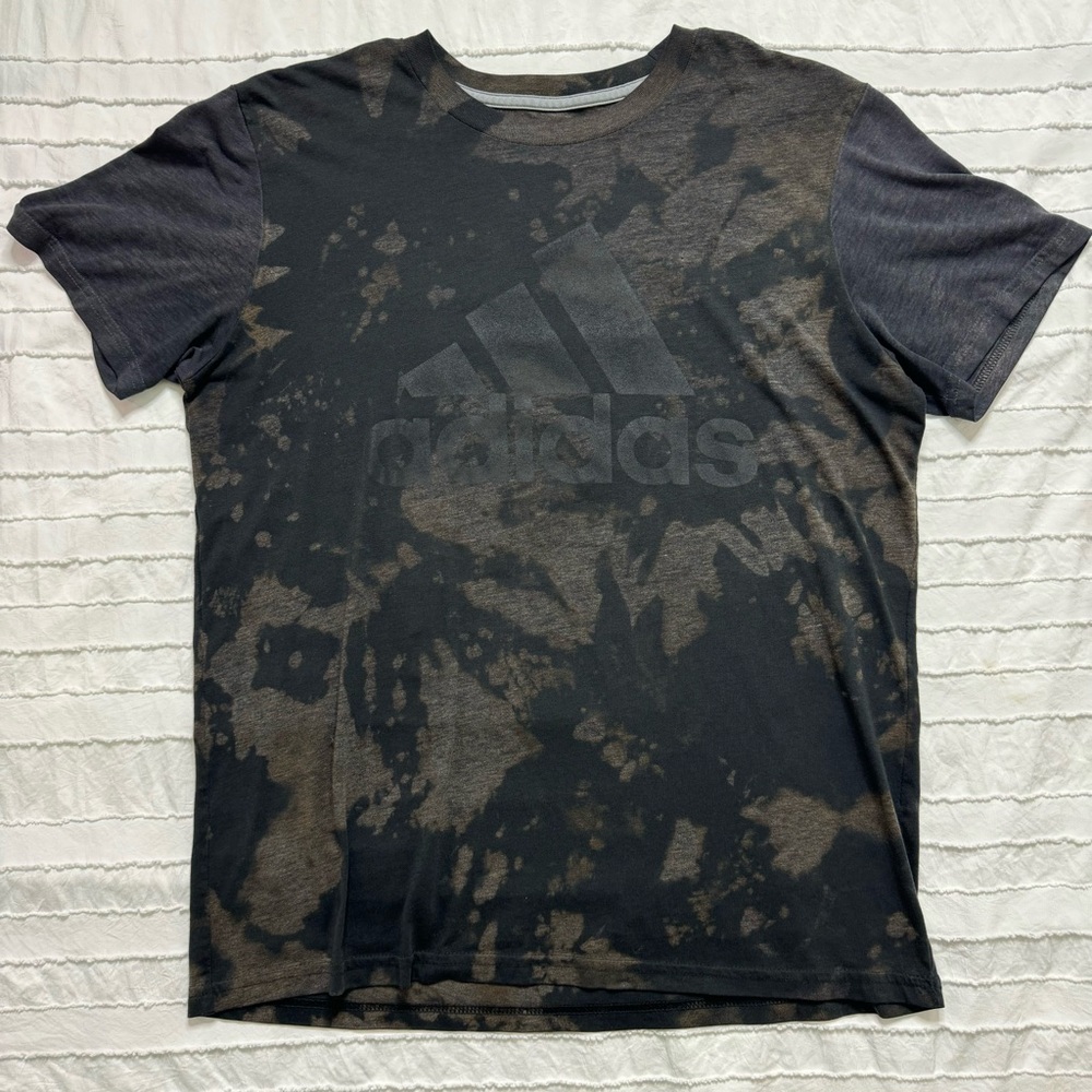 Adidas Graphic tee | bleach dyed